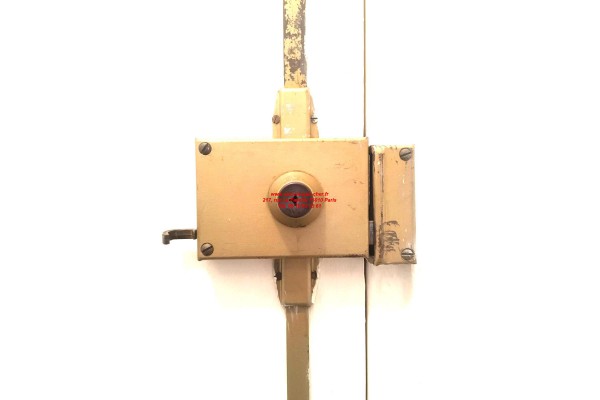 bricard horizontale a tirage ancien